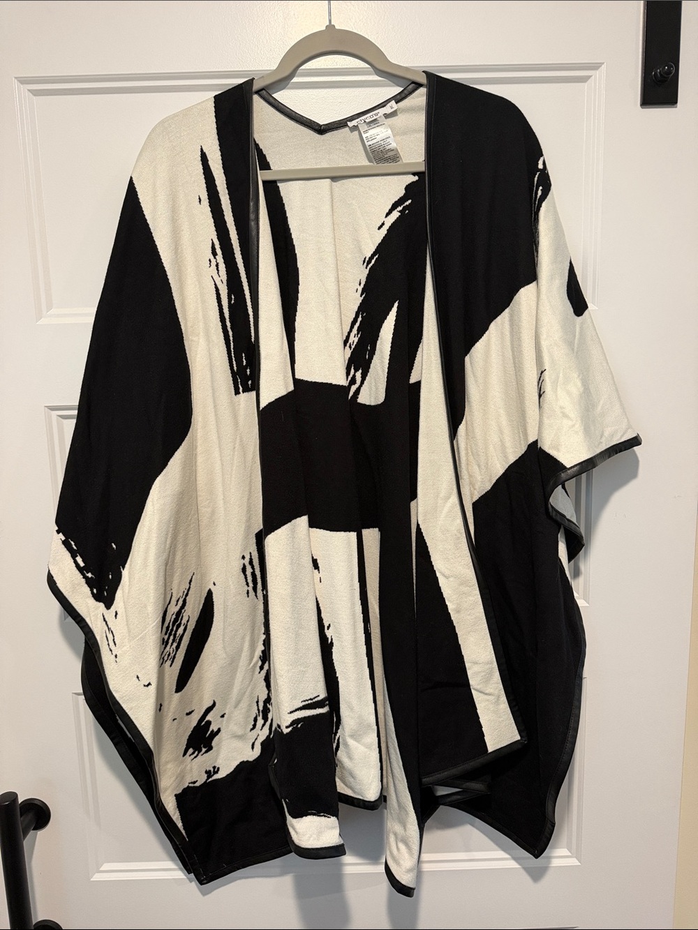 Chico's Black & White Open-Front Poncho